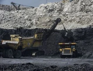 indias-coal-sector-sees-steady-production-growth-in-april-2025.webp