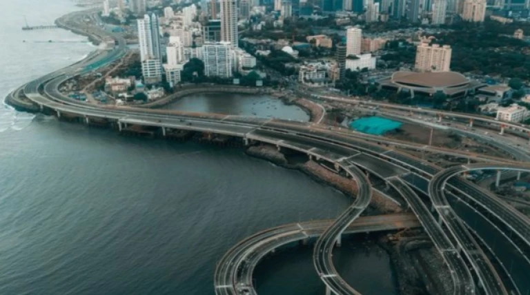 bmc-to-partially-open-coastal-road-bandra-worli-sea-link-in-september.webp