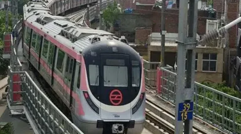 gurugram-metro-phase-i.webp