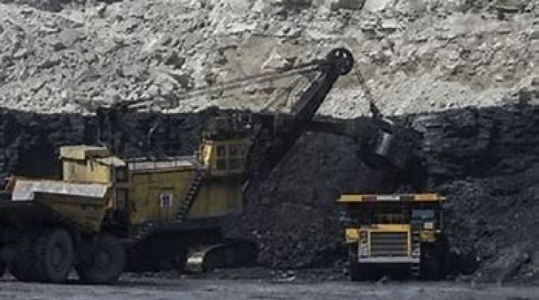 indias-coal-sector-sees-steady-production-growth-in-april-2025.webp