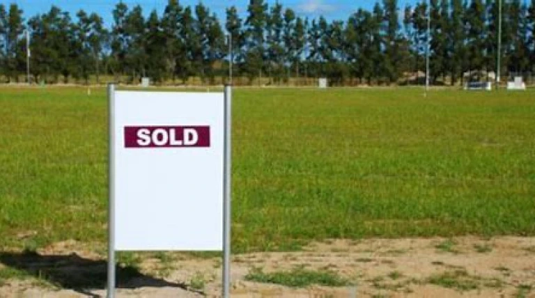 land-parcel-in-mmr-for-rs-148-cr.webp