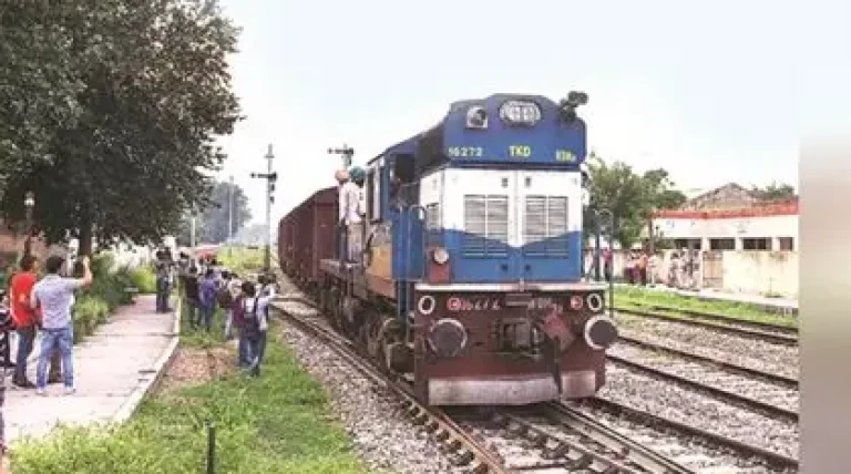 mathura-kota-section-of-delhi-mumbai-route.webp