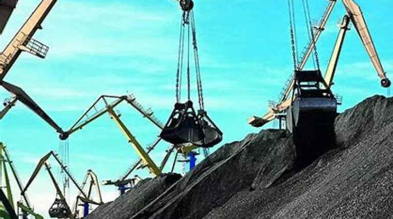 ministry-of-coal-plans-three-auctions-for-25-commercial-mines-in-fy26.webp