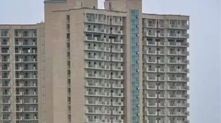 multi-storey-flats-for-mps-in-new-delhi.webp