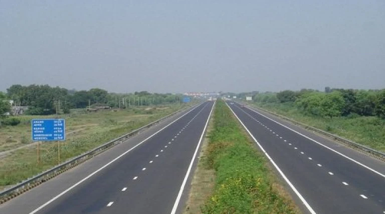national-highway-indianbureaucracy.webp