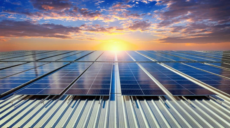 solar-panels-roof-solar-cell-pjles-hwtdy.webp