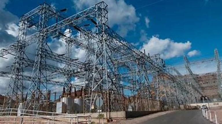 substations-with-distribution-lines.webp