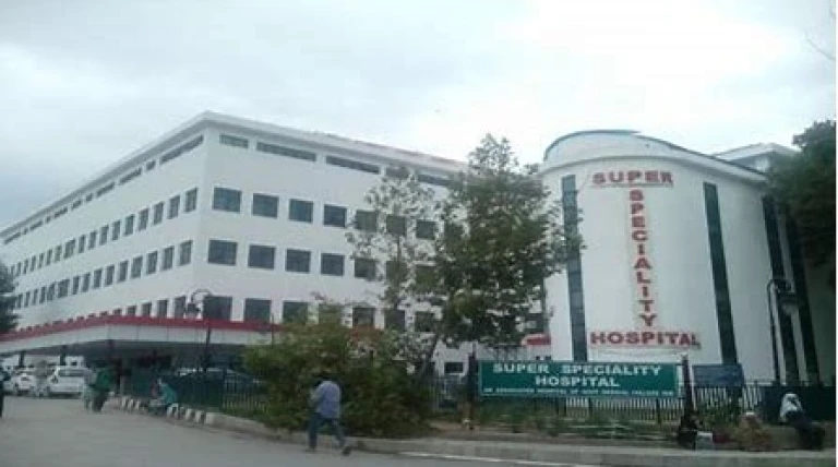 super-specialty-hospital-in-bastar.webp